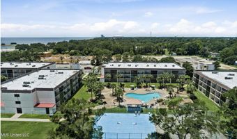 2046 Beach Blvd C114, Biloxi, MS 39531