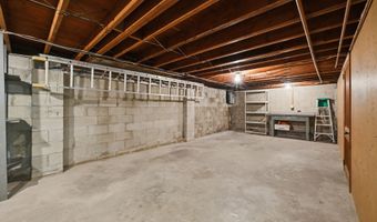 30 Maple Row, Bethel, CT 06801