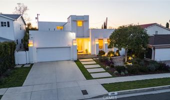 4921 Rupert Ave, Encino, CA 91316