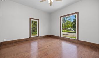 30 Seneca St, Attica, OH 44807