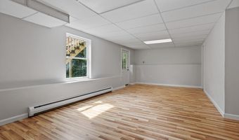 1233 South St, Barre, MA 01005