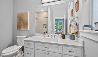 303 SE B St, Bentonville, AR 72712