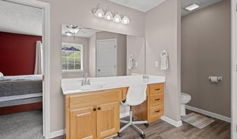 917 Leyland Dr, Albertville, AL 35950