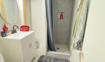 410 W Calhoun St, Bruce, MS 38915