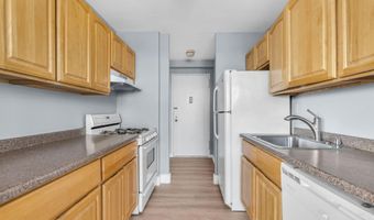 1225 KENNEDY Blvd 7J, Bayonne, NJ 07002