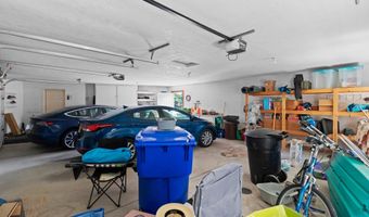 1900 E ORCHARD BLOSSOM Dr, Appleton, WI 54915