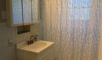 17 Saltaire Ave, Narragansett, RI 02882