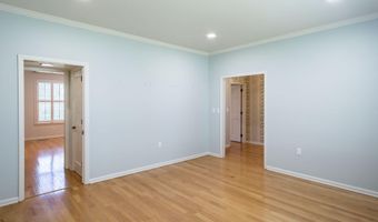 220 Lake Shore Dr, Alma, GA 31510
