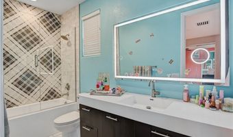 10736 Penhurst Way, Las Vegas, NV 89135