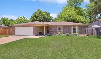 5215 Marshfield Ct, Arlington, TX 76016