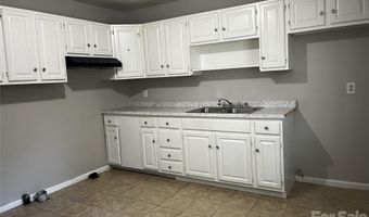 2213 Shamrock Dr, Charlotte, NC 28205