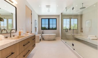 16711 Moorpark St, Encino, CA 91436