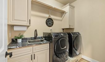 3216 LAND Ct, Cheyenne, WY 82001