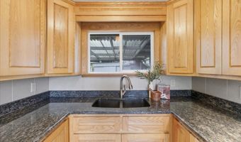 3630 CIRCLE Dr, Albany, OR 97322