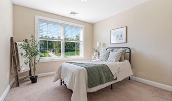 18 Lorden Rd, New Boston, NH 03070
