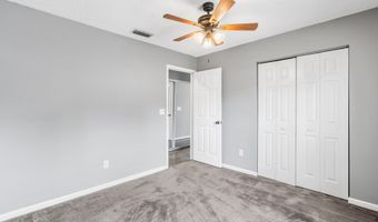 92 W 13TH St, Atlantic Beach, FL 32233