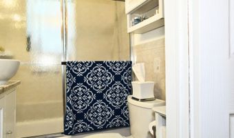 170 Bray Ave, Middletown, NJ 07748