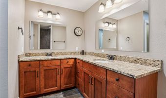 2716 53rd St, Des Moines, IA 50310
