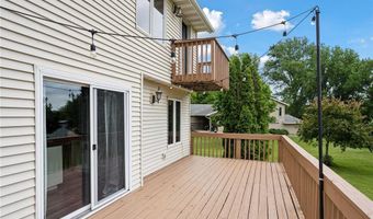 420 Pleasant Crest Cir, Annandale, MN 55302