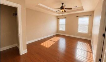 912 Stephanie Ln, Altus, OK 73521