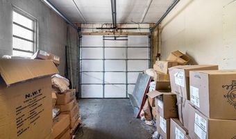 6 Chestnut St, Coventry, RI 02816