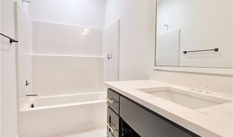 6 Ashley Ln, Bella Vista, AR 72715