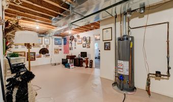 1412 Court St, Adel, IA 50003
