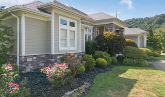 87 Ball Park St, Allen, KY 41601