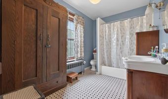 2307 Howertown Rd, Allen, PA 18067