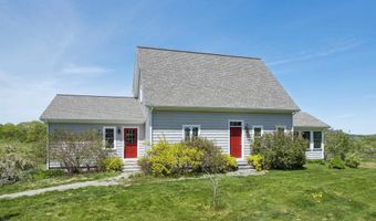 118 Sawyer Hill Rd, Canaan, NH 03741