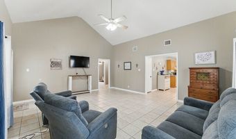 748 Falling Leaves, Adkins, TX 78101
