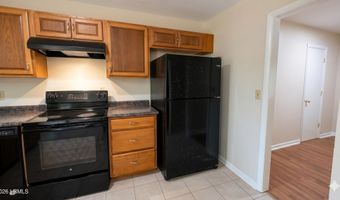 6 Oakwood Dr, Beaufort, SC 29907