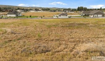 5601 Malheur River St, Ammon, ID 83406