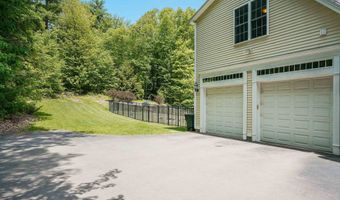 21 Wiggin Rd, Bedford, NH 03110