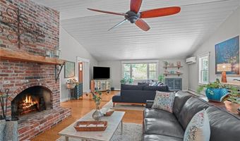 3 Cynthia Rd, Lincoln, RI 02865