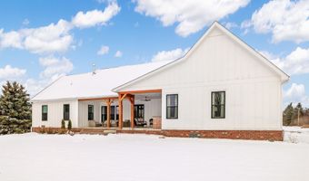 21572 34 Mile, Armada, MI 48005