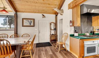 2505 W 4th St, Alturas, CA 96101