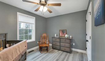 123 Parade Rd, Barnstead, NH 03218