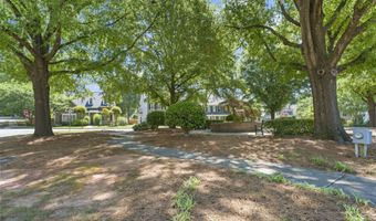 233 Ivy Glen Cir, Avondale Estates, GA 30002
