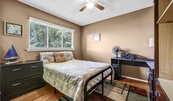 574 Alameda St, Altadena, CA 91001