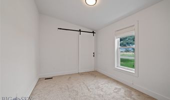 3000 Sales Rd, Belgrade, MT 59714