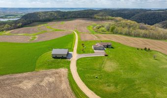 W1660 Maplewood Lane, Alma, WI 54610