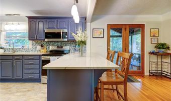 11 Golden Blvd, North Smithfield, RI 02896