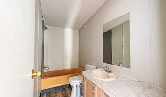 107 Oakridge Dr, Americus, GA 31709