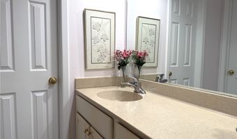 438-73 Cedar Rdg, Aurora, OH 44202