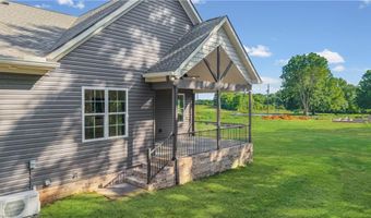 109 Frost Rd, Advance, NC 27006