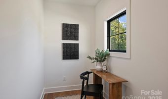 1415 Winston Dr, Charlotte, NC 28205