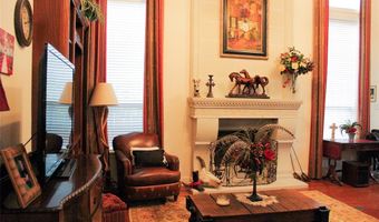 504 Benjamin St, Sulphur Springs, TX 75482