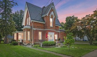 513 S Wayne St, Angola, IN 46703