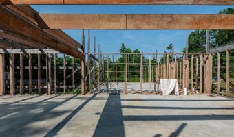 2500 S Coal Mine Rd, Bloomfield, IN 47424